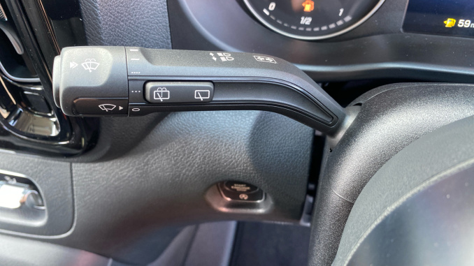 Mercedes-Benz Vito L2 Diesel Rwd 119CDI Select Crew Van 9G-Tronic - Image 31